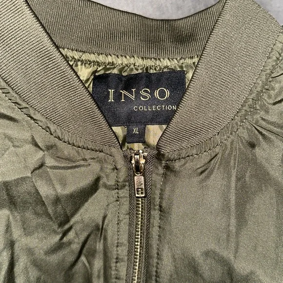 USED PUFFER OLIVE GREEN JACKET SIZE XL - Picture 2 of 4